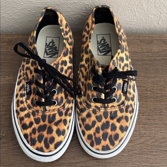 Vans Cheetah Print Sneakers Women’s Size 7 - Picture 3 of 7